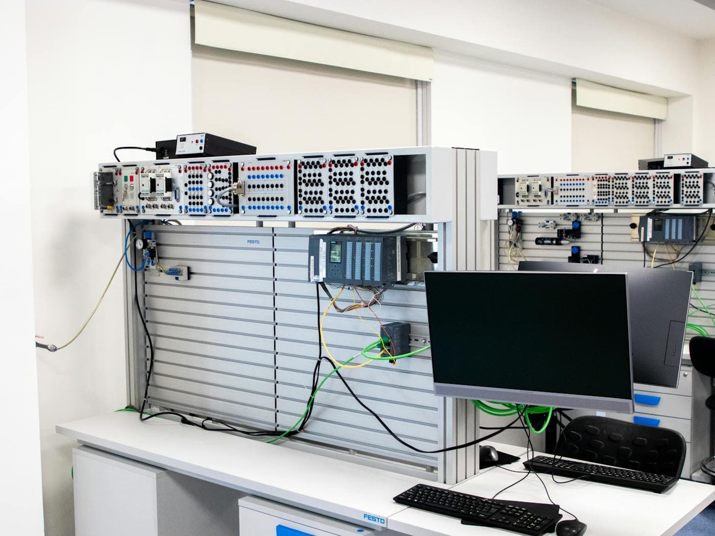 Indian enterprise technology environment featuring server and infrastructure services